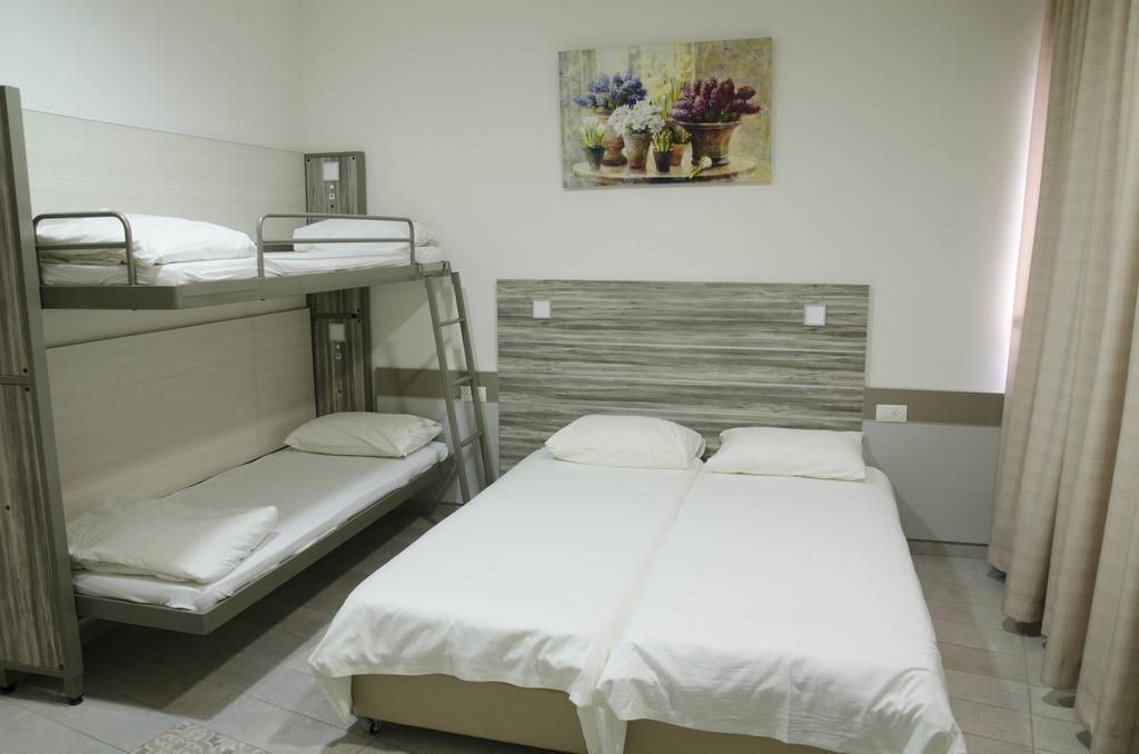 Hi - Pkiin Hostel Buqei'a Eksteriør billede